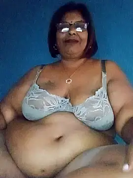 mileesha's Live Chat Room