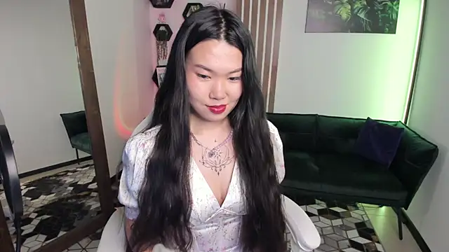 LunaPurrr's Live Chat Room