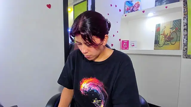 Raven_Rouge_'s Live Chat Room