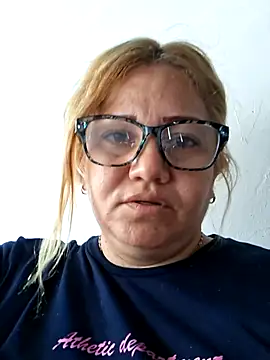 Carlotaazul লাইভ চ্যাট রুম