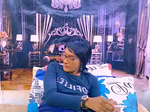 Chat ao vivo de IndianRebel4u2Luv