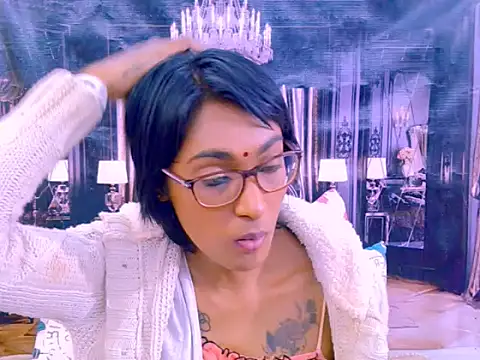 IndianRebel4u2Luv – Naživo XXX chat