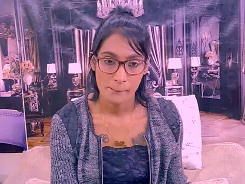 Chat soba uživo modela IndianRebel4u2Luv