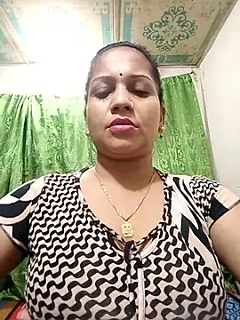 Payel_50 Adlı Modelin Canlı Sohbet Odası