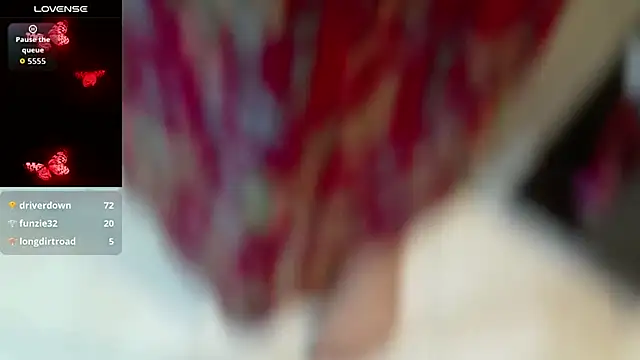 Sala de chat en directo de IndraKaur_