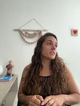 Sophia_House_ Live Chatraum