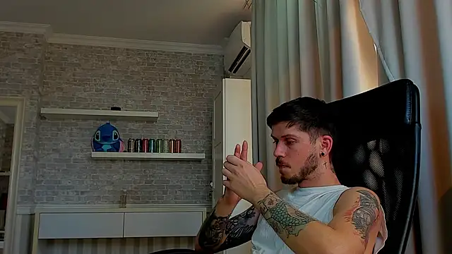 JonahShaw 网络视讯表演