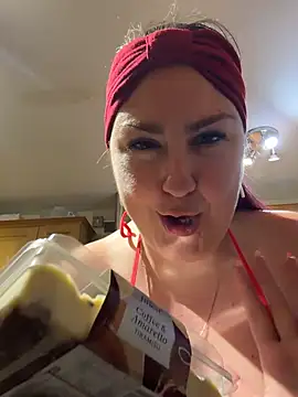 Živá chatovací místnost Lacey_BBW