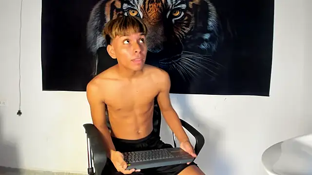 tyler_twink_boy Live Chatraum