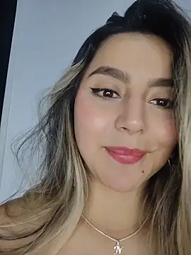 CelesteBlaze_ Adlı Modelin Canlı Sohbet Odası