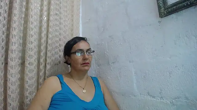 חדר צ'אט בשידור חי של gabbyparker_