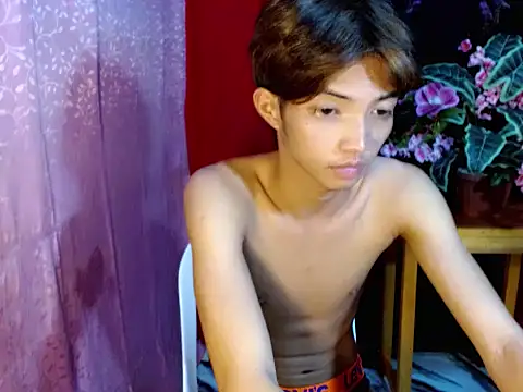 Twink_cristian27 – Kamerová šou