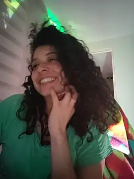 Pokój czatu na żywo – Miss_Carmilla