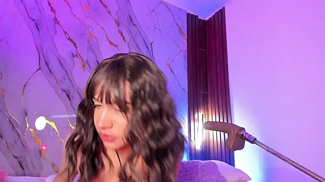 Sala de chat ao vivo de Emmiicute