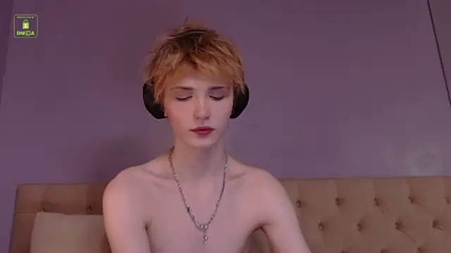 Your_avatar Show Webcam