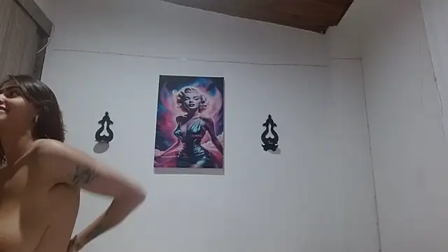 Crystal_Star_ – live chatrum