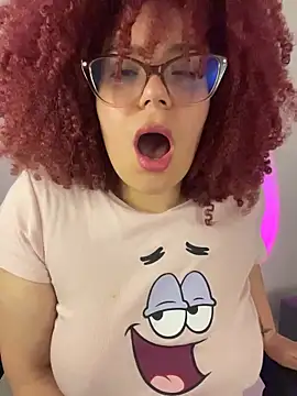 Chat ao vivo de Leyah__