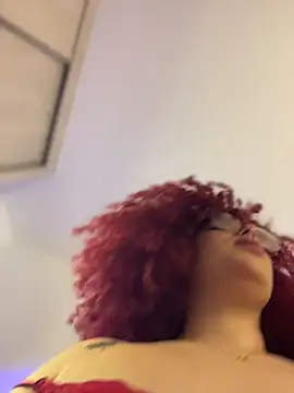 Živá chatovací místnost Leyah__