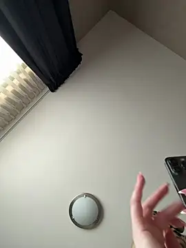 Chloemillerrxx Adlı Modelin Canlı Sohbet Odası