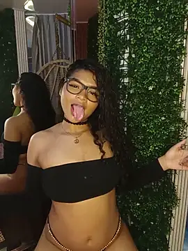 leidy_morales_ Adlı Modelin Canlı Sohbet Odası