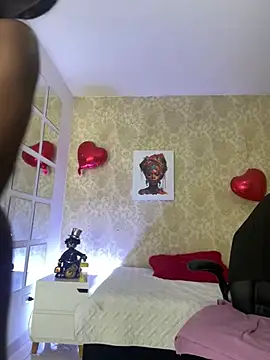 MorenaLush_Eup – Naživo chatovacia miestnosť