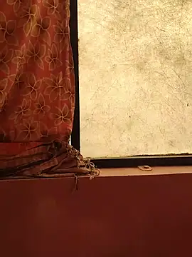Živá chatovací místnost Desi_girl002