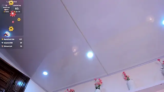 Živá chatovací místnost Nicolle_Evanss_