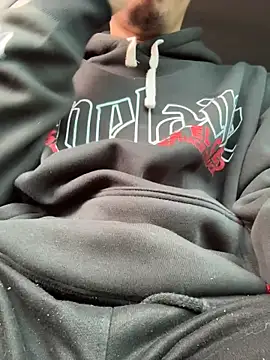 AlphaMasterXxx Cameră chat live