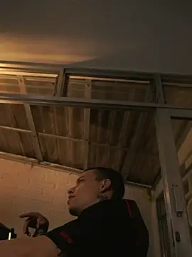 Sala de chat ao vivo de AlphaMasterXxx