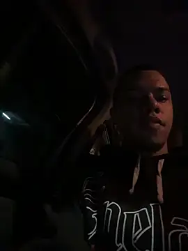 AlphaMasterXxx Live Chatrum