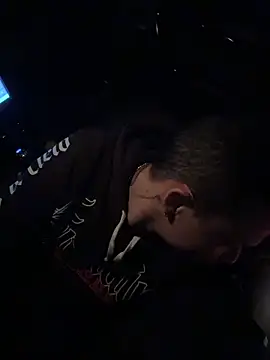 AlphaMasterXxx 실시간 채팅방