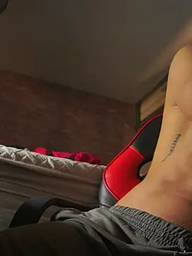 Chat soba u živo modela AlphaMasterXxx