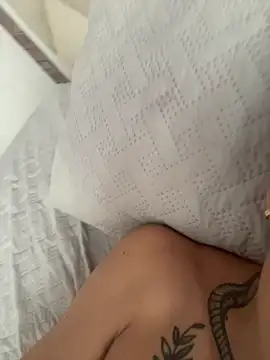 AlphaMasterXxx Cameră chat live