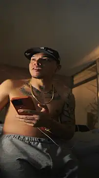 Sala de chat ao vivo de AlphaMasterXxx