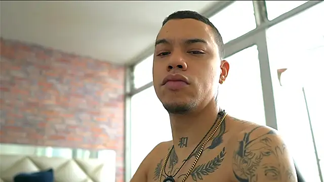 AlphaMasterXxx Webcam show