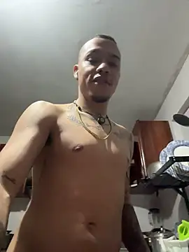 AlphaMasterXxx 실시간 채팅방