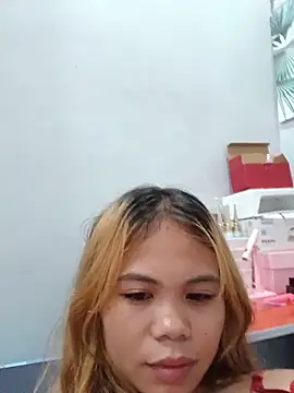 Sexxie_Ella22 即時聊天室