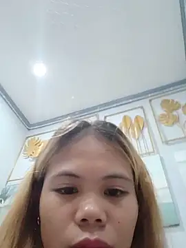 Chatroom en direct de Sexxie_Ella22