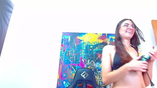 Lea_Deluc Live Chatraum