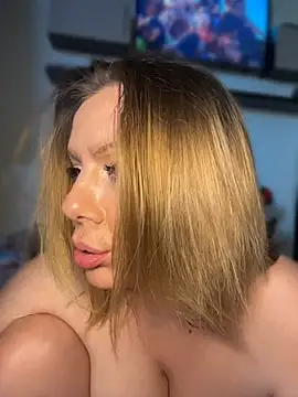 KrisKkiki's Live Chat Room