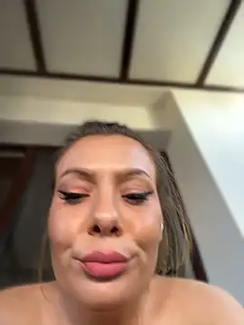 Živá chatovací místnost KrisKkiki