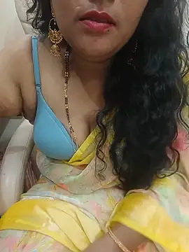 Rukmini_Rukku_97 Adlı Modelin Canlı Sohbet Odası