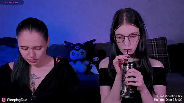 SleepingDuo's Live Chat Room