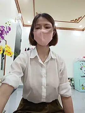 Emma_Linh Live Chatraum