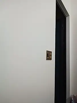 Chat soba uživo modela Emma_Linh