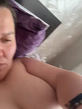 Sala de chat en directo de SunnyLeila2101