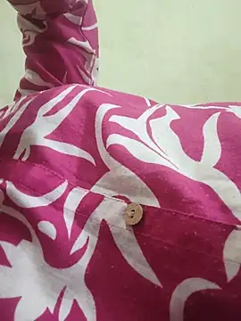 Živá chatovací místnost Bong_Puspa