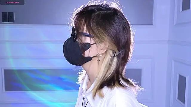 חדר צ'אט בשידור חי של _____Panda_____