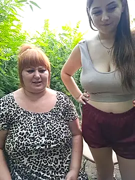 Živá kamerová sex show Buns2026