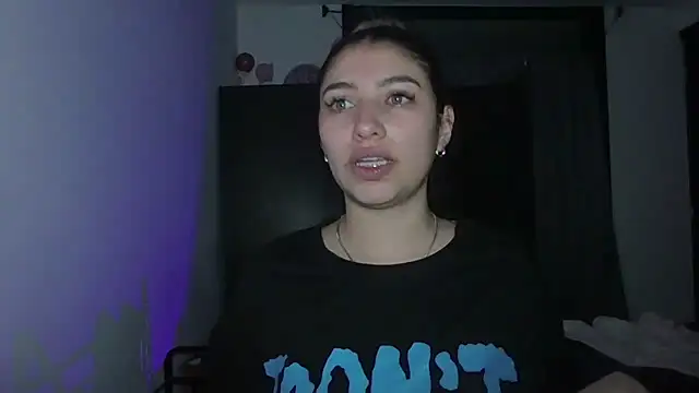 Živá chatovací místnost AliceTeenager___